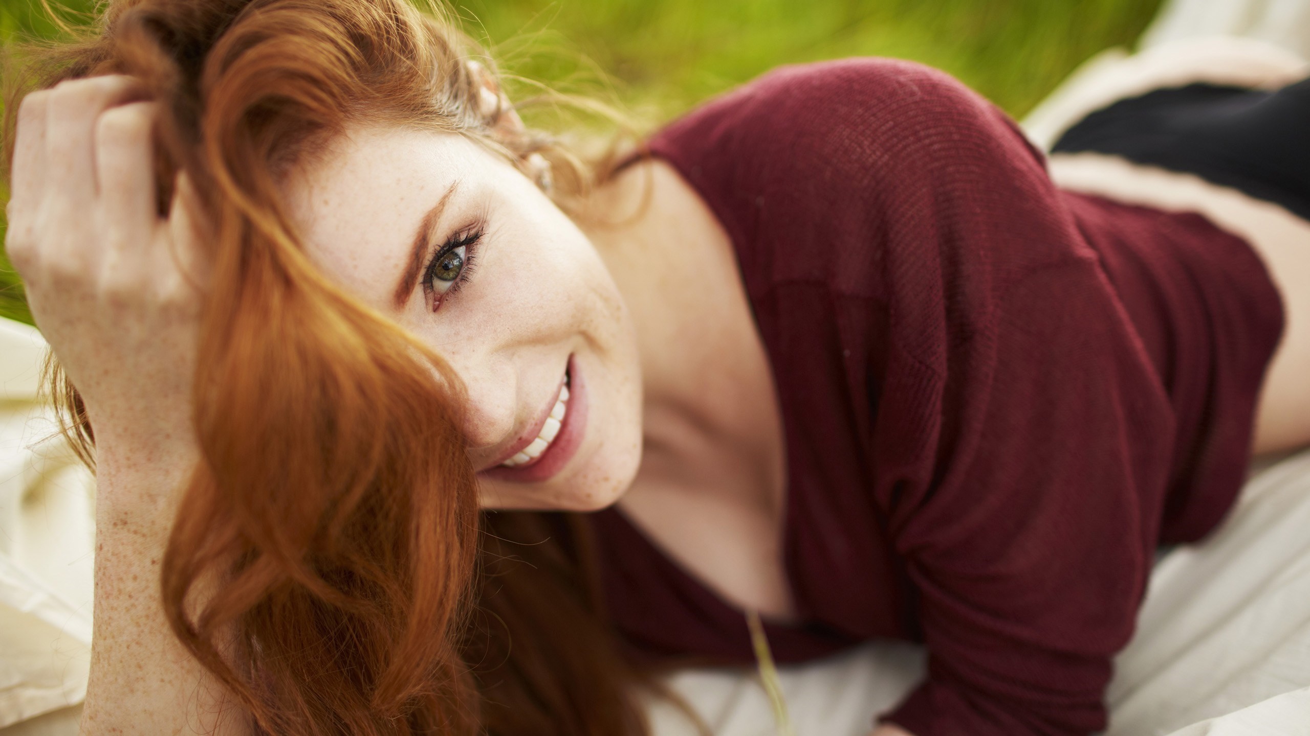 women redhead black panties face green eyes freckles depth of field Wallpaper