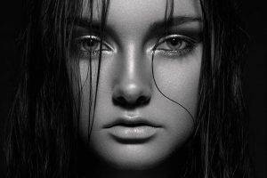model women brunette face monochrome