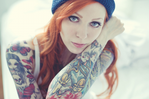 tattoo women redhead face blue eyes woolly hat evilla d ark