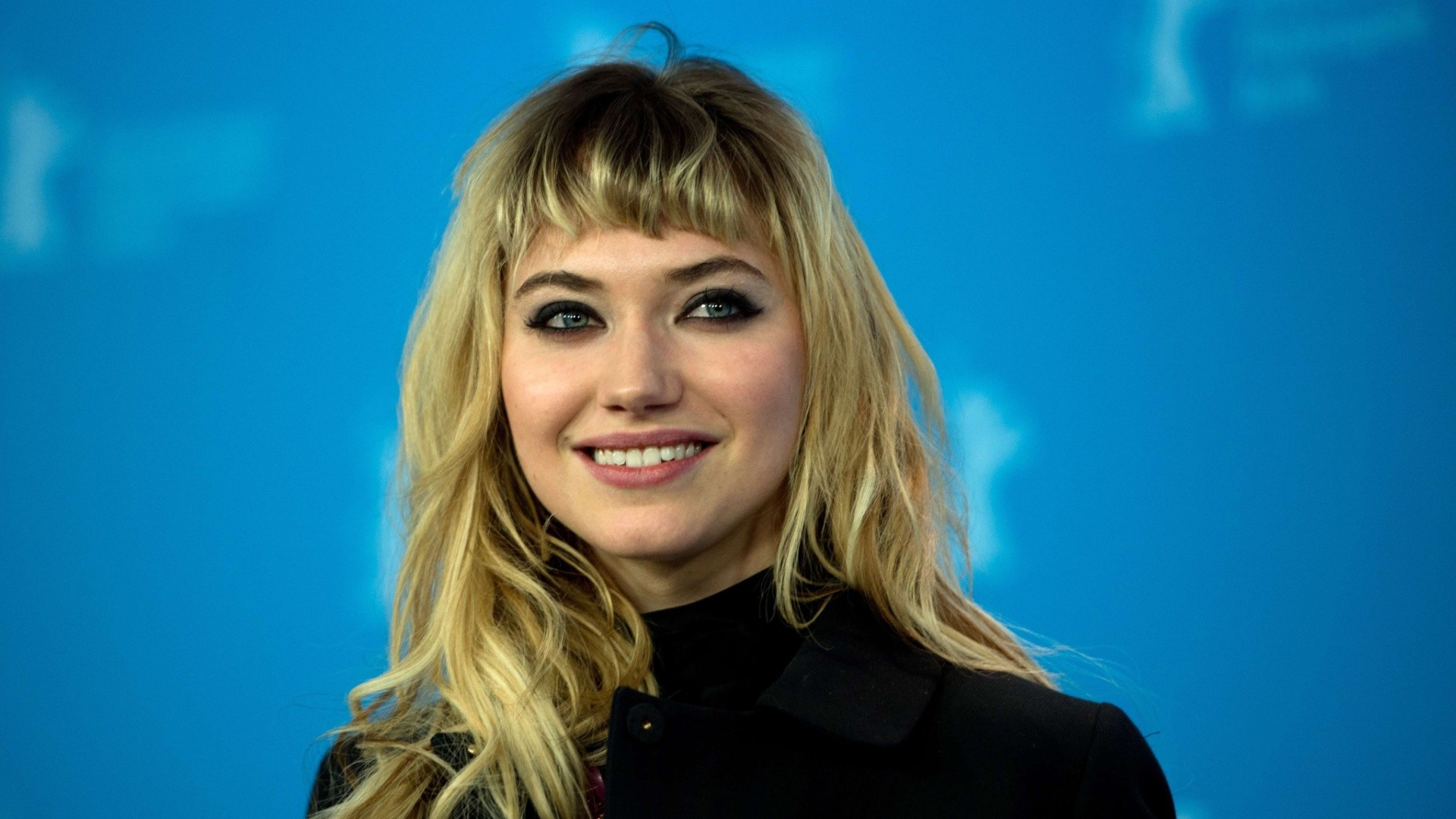 women imogen poots Wallpaper
