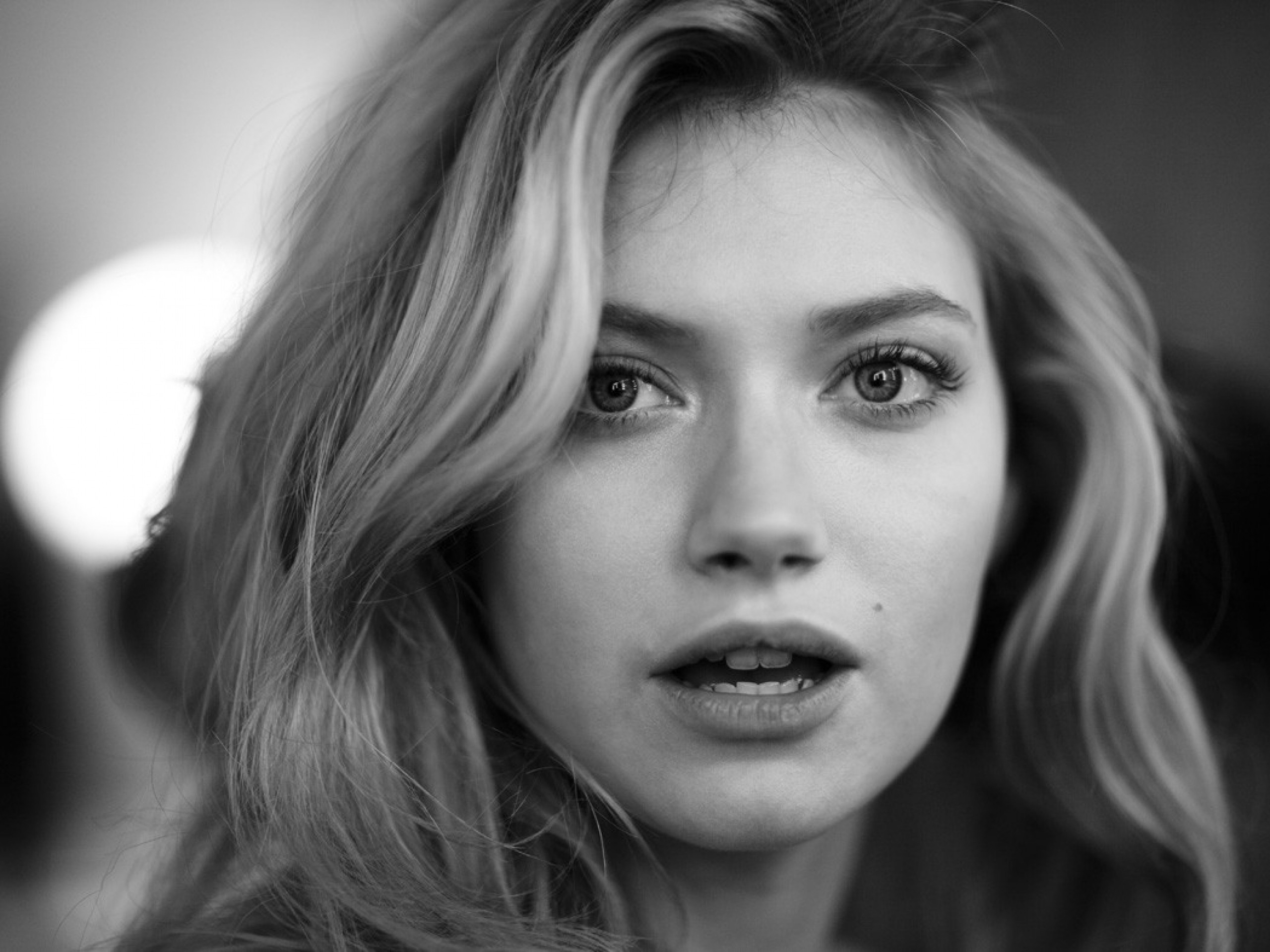 imogen poots monochrome women face Wallpaper