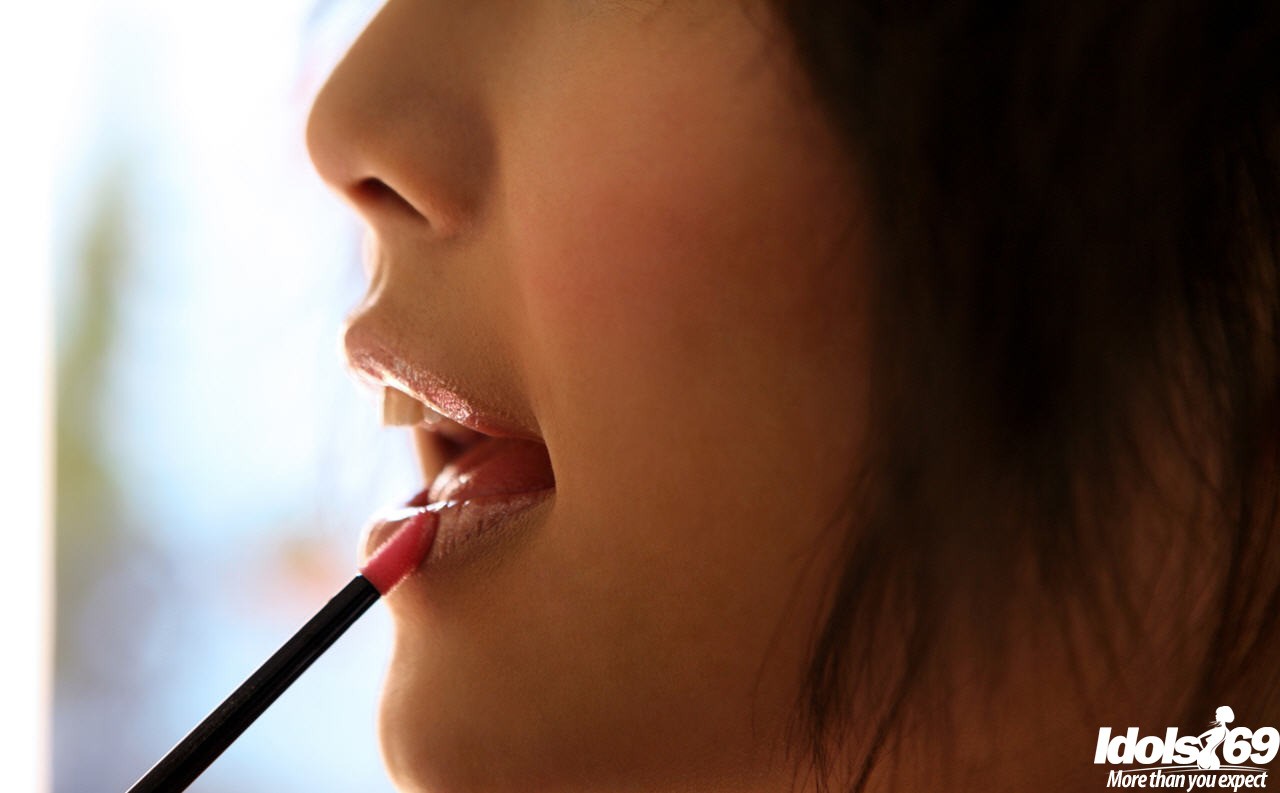 women lipstick face closeup Wallpaper