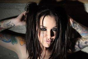 model women brunette makeup tattoo lipstick brown eyes eyeliner hands on head armpits
