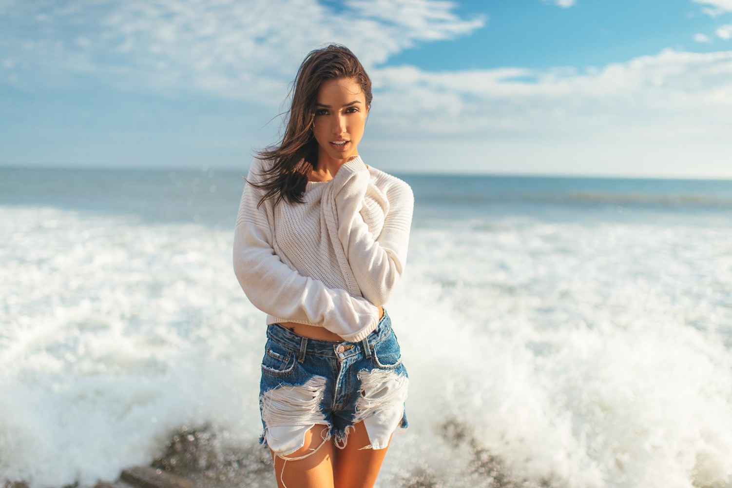 women brunette women outdoors beach jean shorts michele maturo Wallpaper