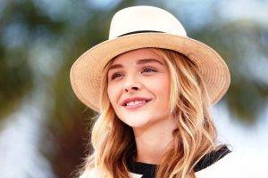 Wallpaper : 3257x4894 px, chloe grace moretz 3257x4894 - wallup