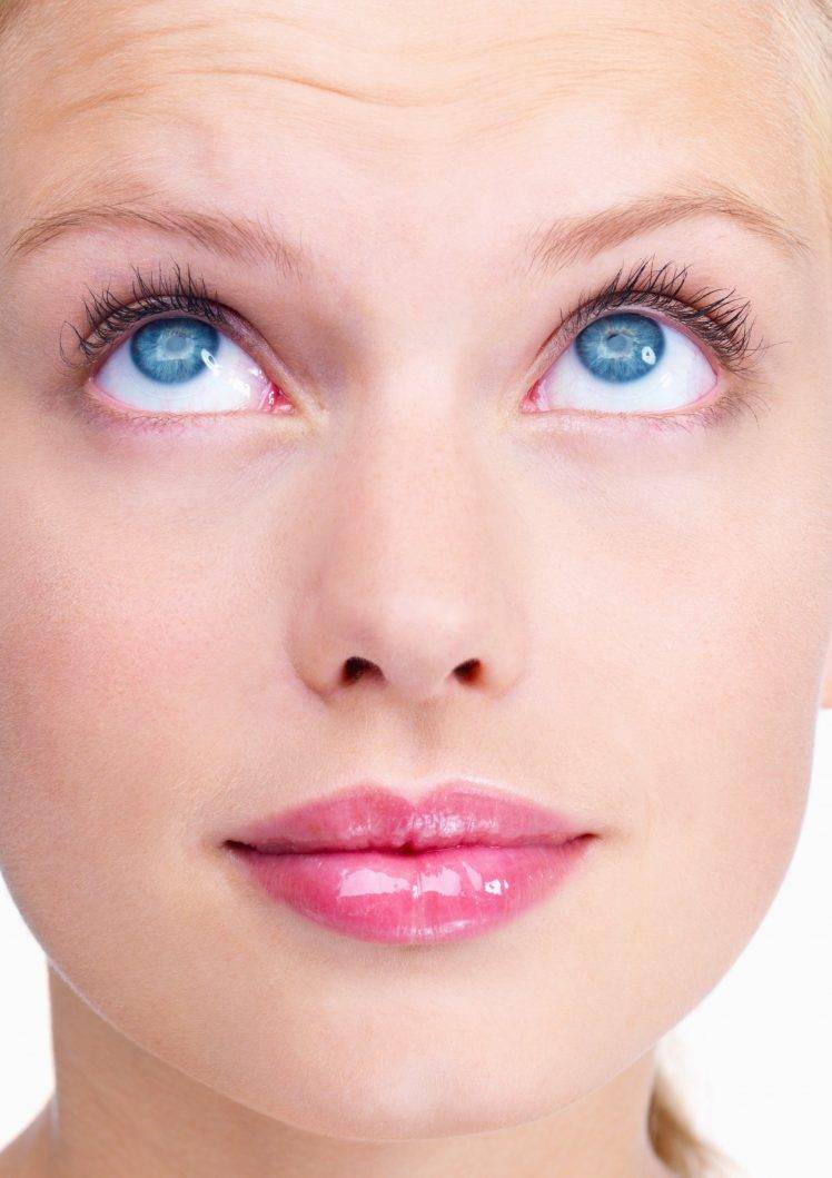 women model face blue eyes white background portrait gloss lips HD Wallpaper Desktop Background