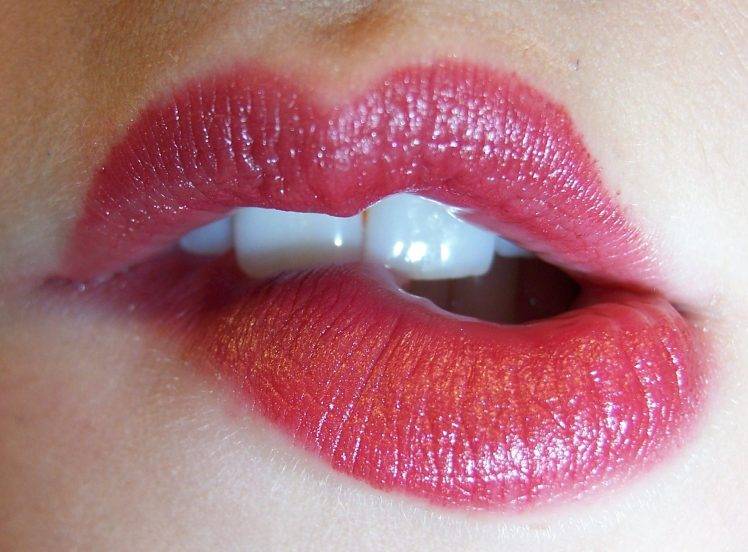 mouths lipstick red lipstick biting lip closeup juicy lips Wallpapers ...