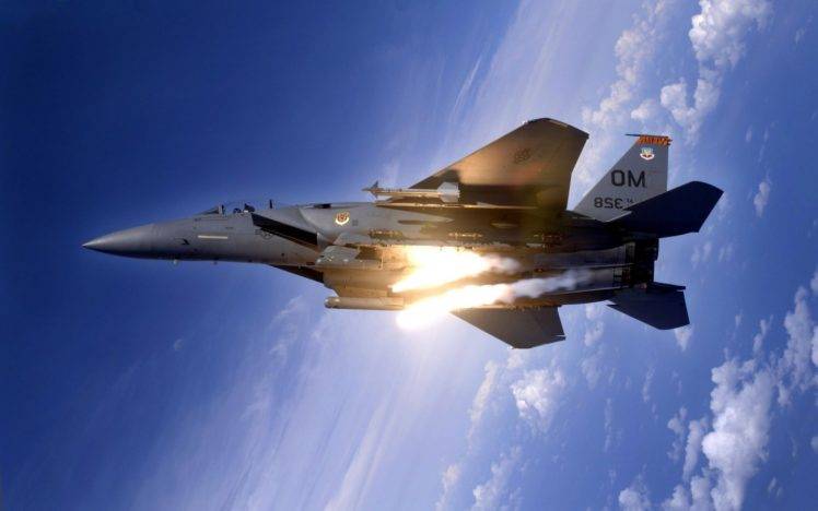 war, Missiles, Airplane, Blue, Clouds, Clear sky, Flares, F 15 Eagle, F 15, Military HD Wallpaper Desktop Background