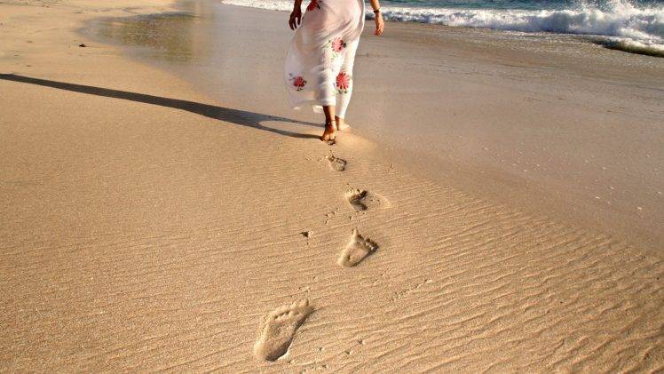 footprints, Beach, Sand, Shoreline, Skirt, People HD Wallpaper Desktop Background