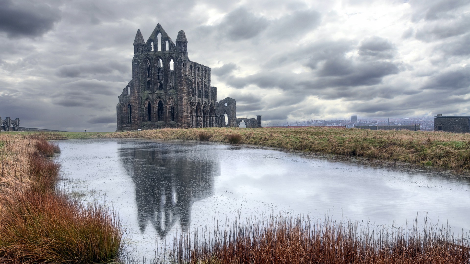 church, Ruin, Scotland, UK, Reflection, Overcast, Clouds, Cathedral Wallpaper