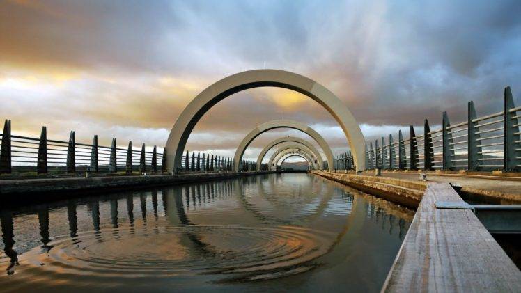 architecture, Water, Canal, Wheels, Falkirk Wheel, Scotland, UK, Reflection, Fence, Clouds, Arch, Ripples HD Wallpaper Desktop Background