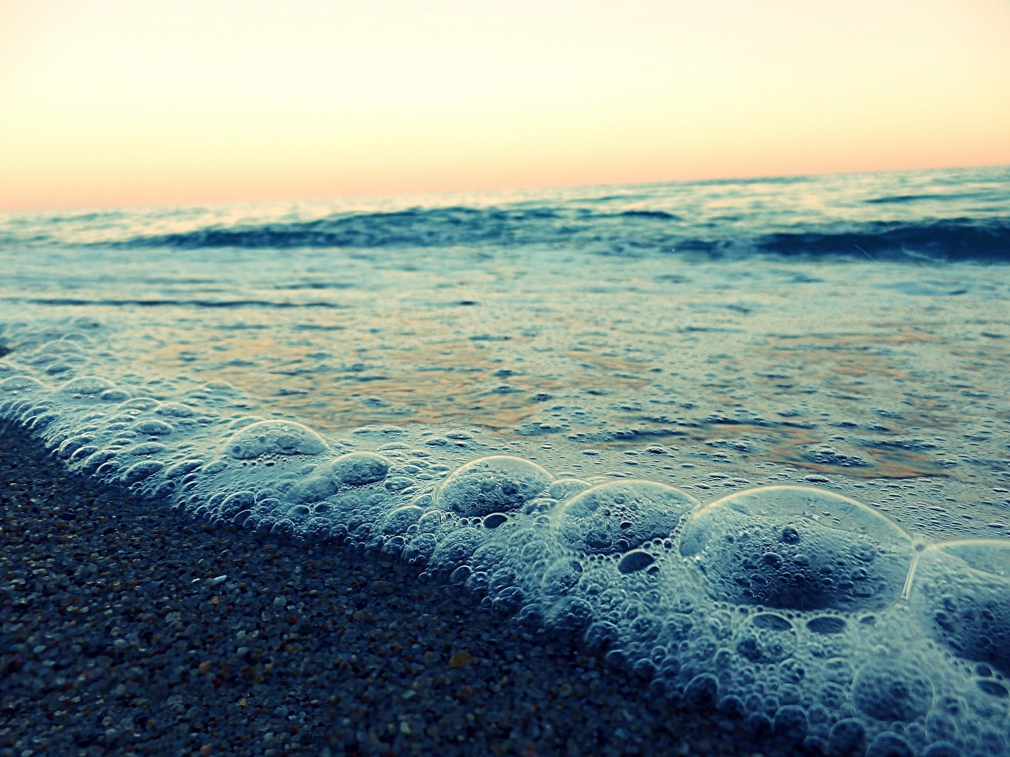water, Sea, Beach, Bubbles Wallpaper
