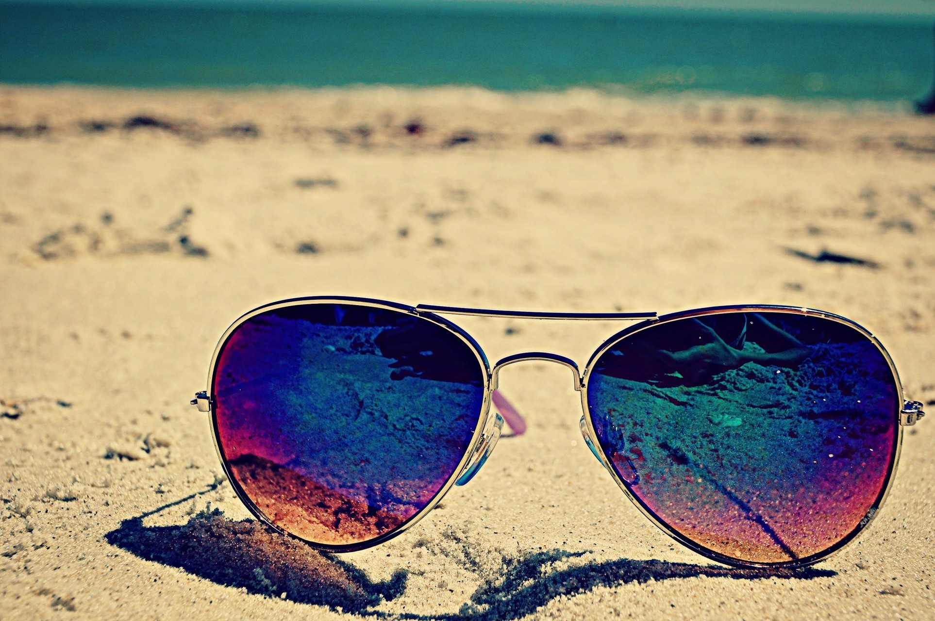 sunglasses, Beach Wallpaper