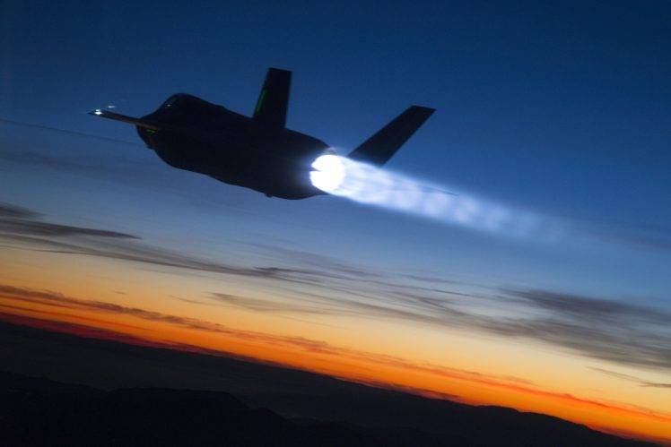 Jet, Sunset, Clouds, Lockheed Martin F 35 Lightning II HD Wallpaper Desktop Background