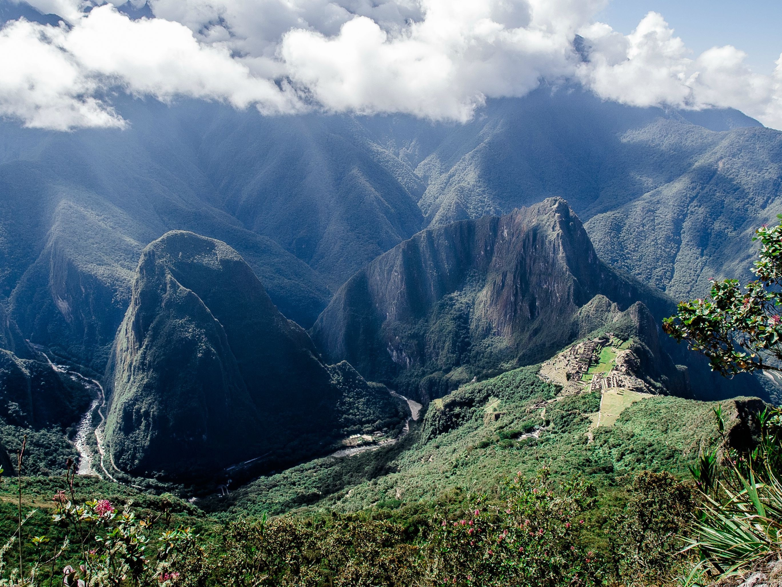 Machu Picchu, Clouds, Mountain, Peru Wallpaper