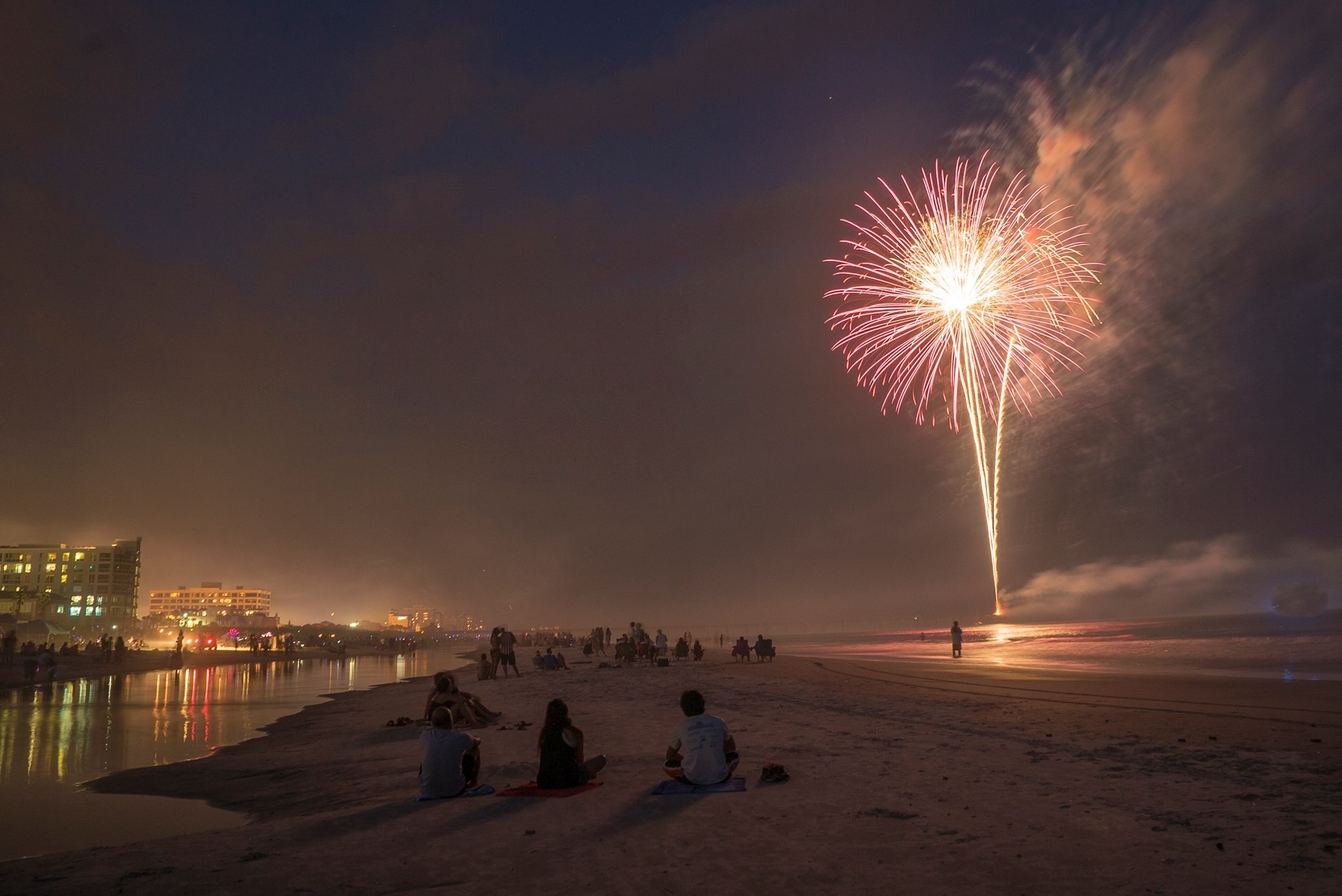 Jacksonville, Beach, Fireworks, Independence Day, Florida Wallpaper