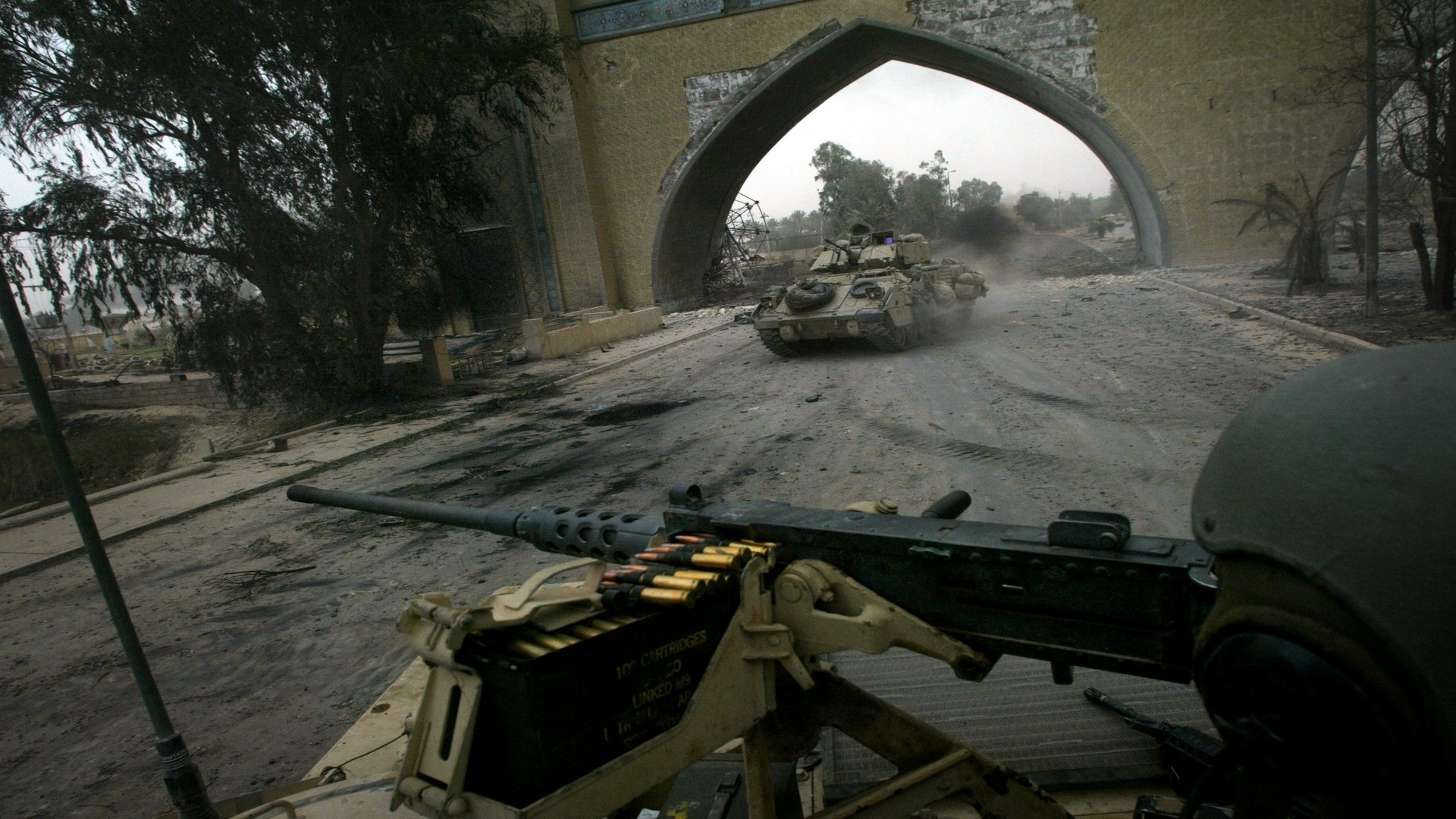 infantry fighting vehicle, Second Gulf War Wallpaper