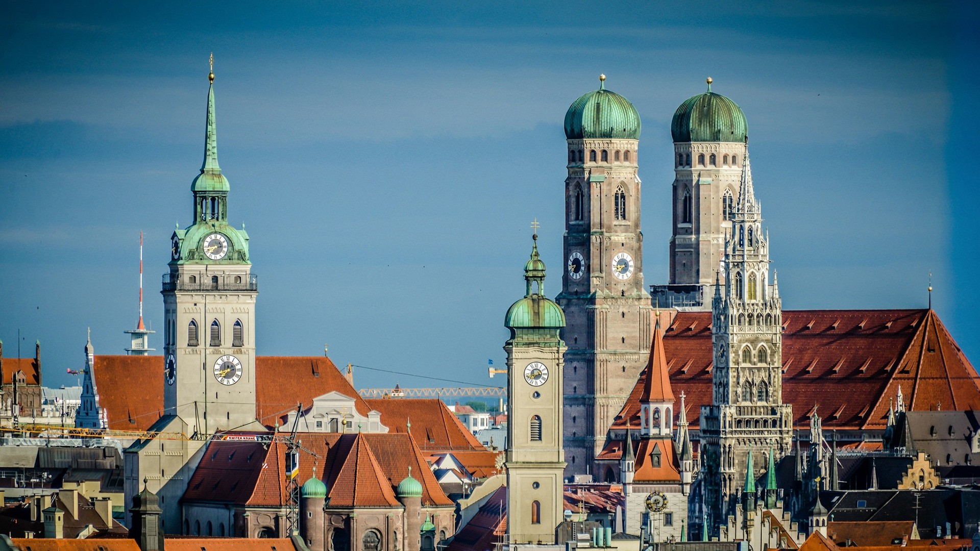 cityscape, Architecture, Tower, Old building, Germany, Munich, Church, Rooftops, Clock towers, Clouds, Cathedral Wallpaper