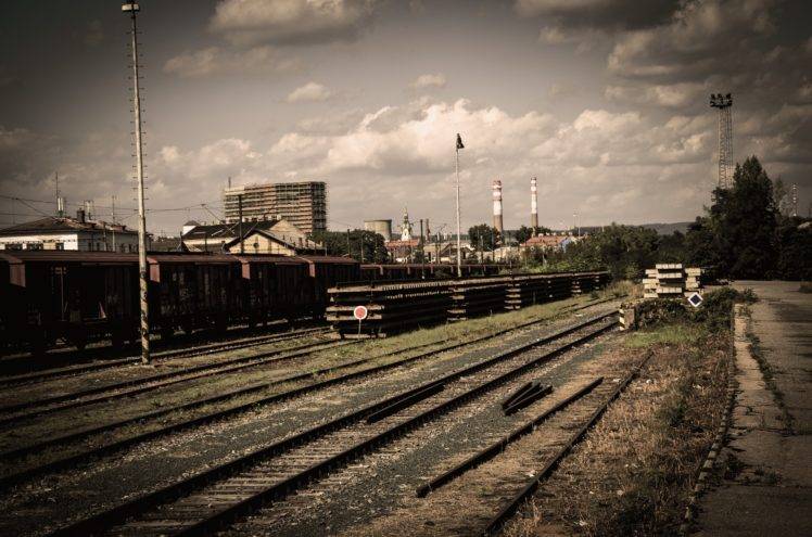 train, Train station, Old, Rail yard, Sky, Clouds, Pripyat, Abandoned, Railway, Muted, Ukraine HD Wallpaper Desktop Background