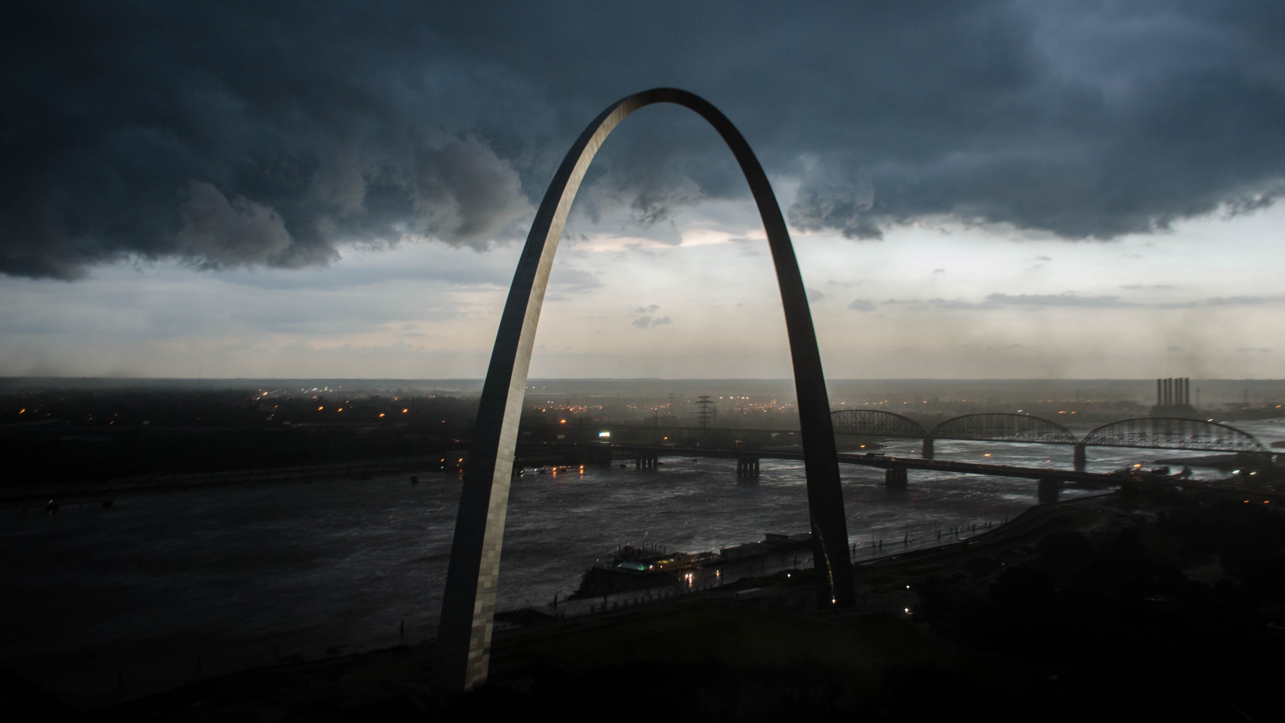 arch, St. Louis, Storm, Clouds Wallpaper