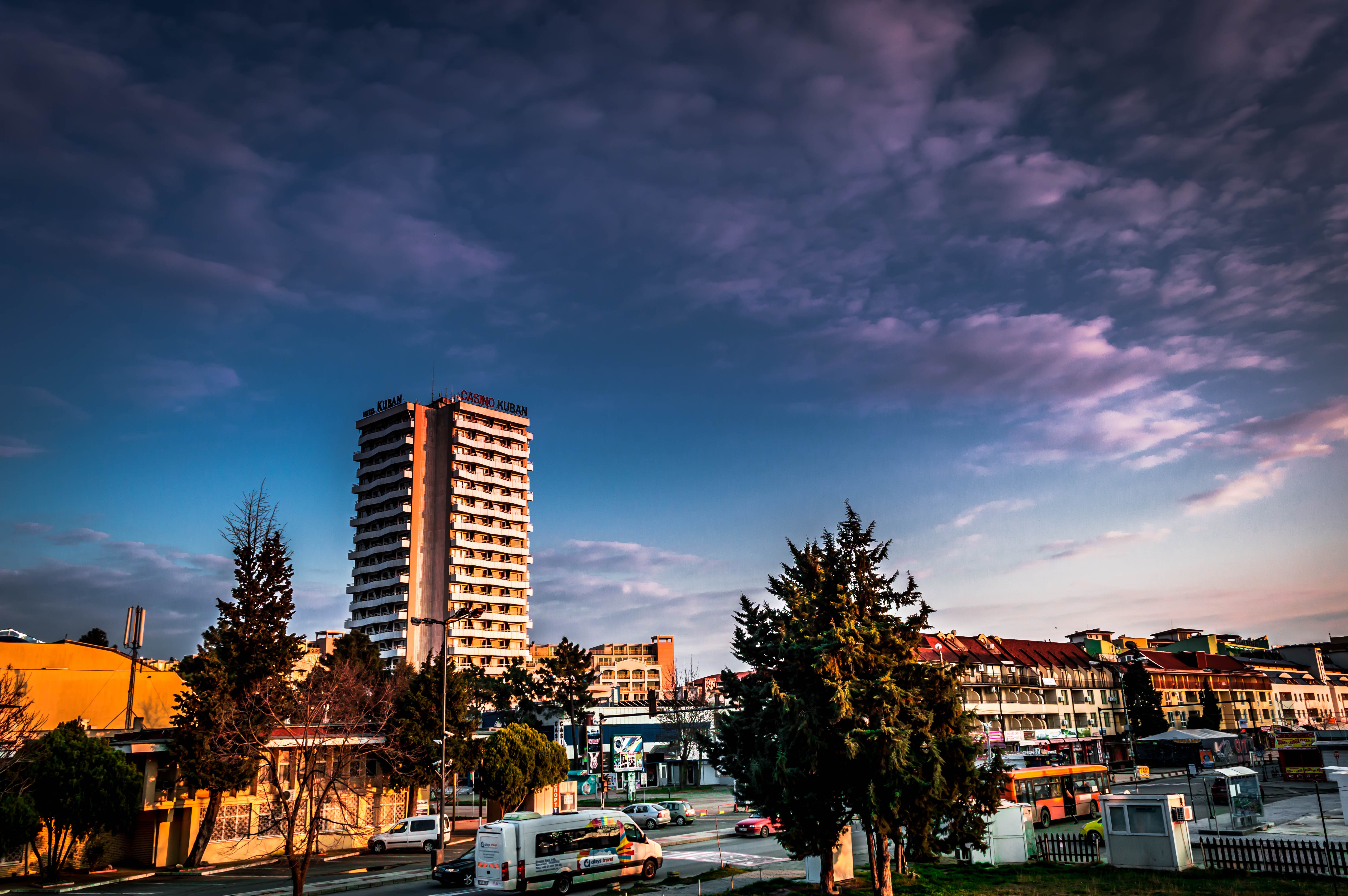 sunny beach, Architecture Wallpaper