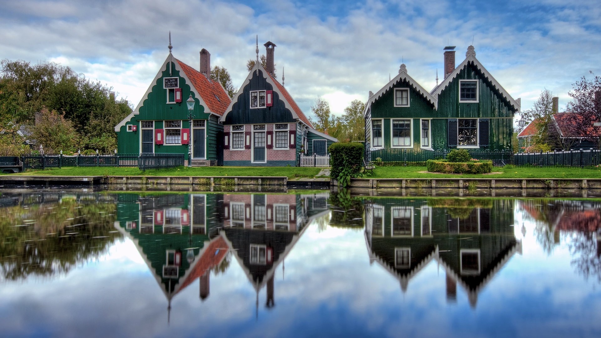 architecture, House, Netherlands, Water, Trees, Garden, Grass, Village, Reflection, Clouds Wallpaper