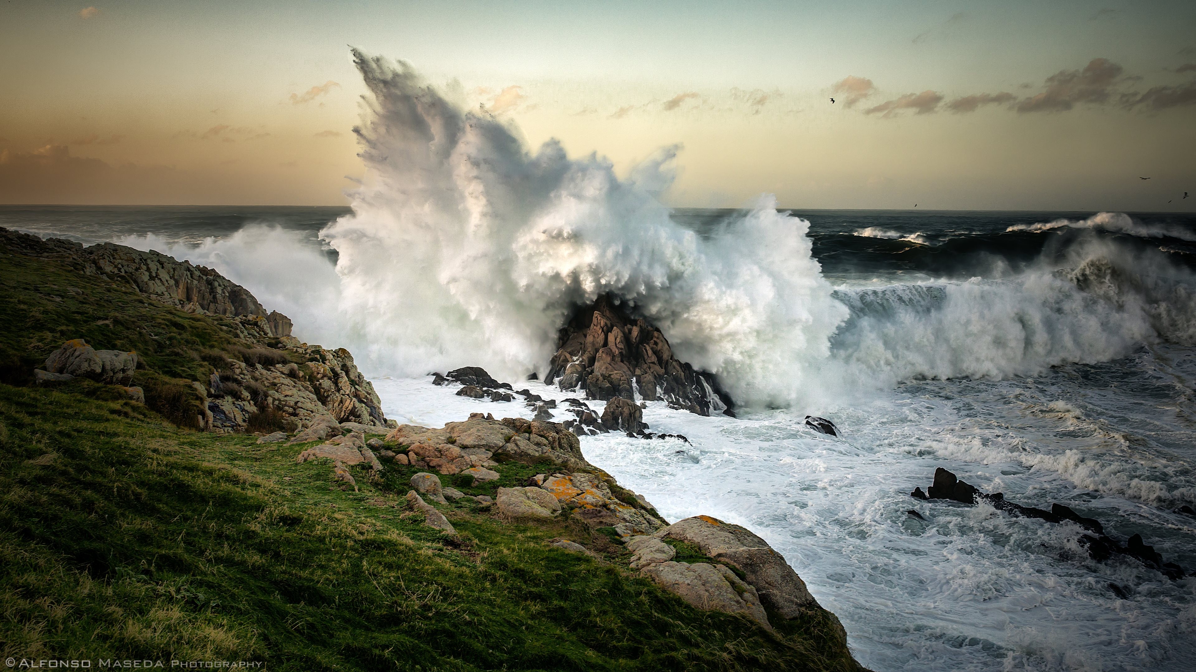 sea, Rocks, Waves Wallpaper