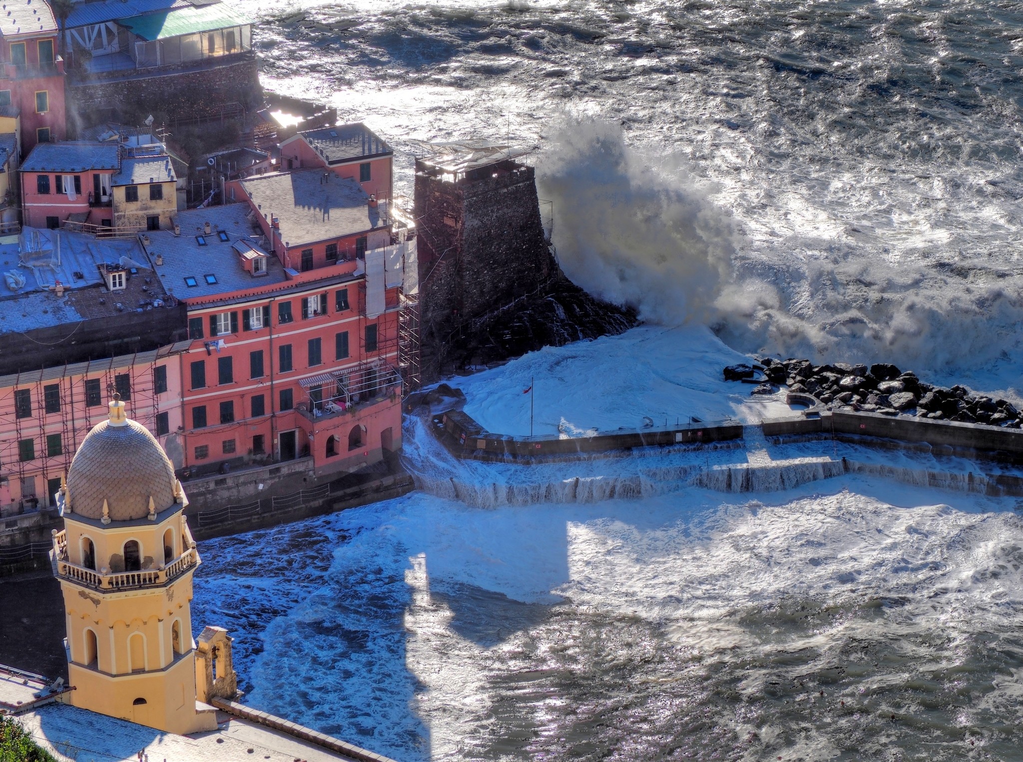 Italy, Coast, Storm, Waves, Vernazza Wallpaper