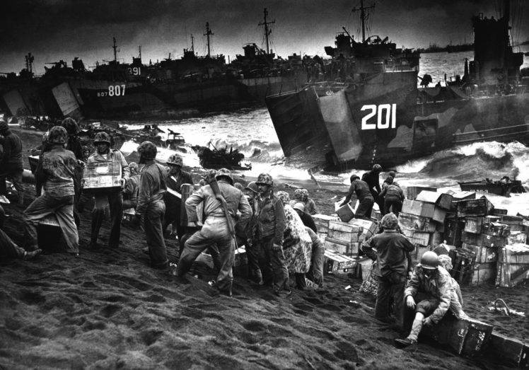 soldier, World War II, Iwo Jima, War, Monochrome, Military, Beach HD Wallpaper Desktop Background