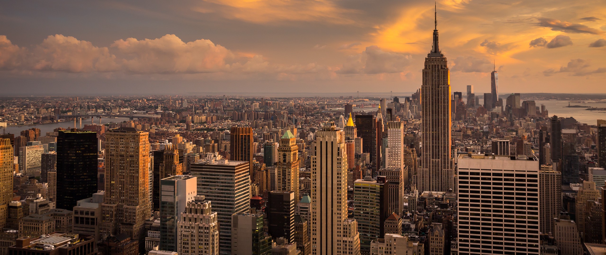 New York City, Manhattan, Morning, Empire State Building, City, Clouds Wallpaper