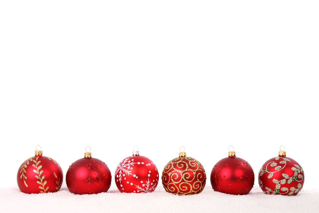 balls, Decorations, Glass, Holiday, Christmas ornaments, Red, Snow, Sphere, White, Winter Wallpaper