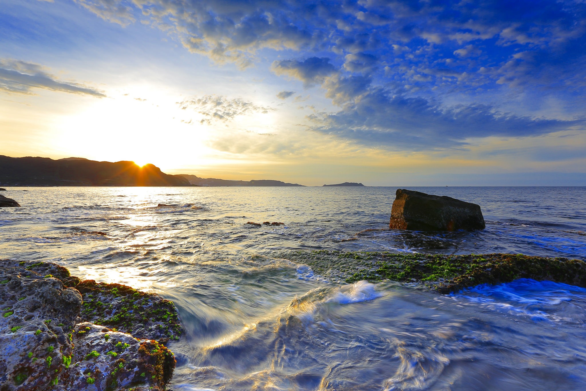 photography, Landscape, Nature, Rocks, Mountains, Horizon Wallpaper