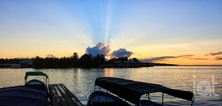 waking up, Morning, Sea, Panama, Isla Colon, Bocas Town, Bocas del Toro, Boat, Sunrise, Shadow,   landscape HD Wallpaper Desktop Background