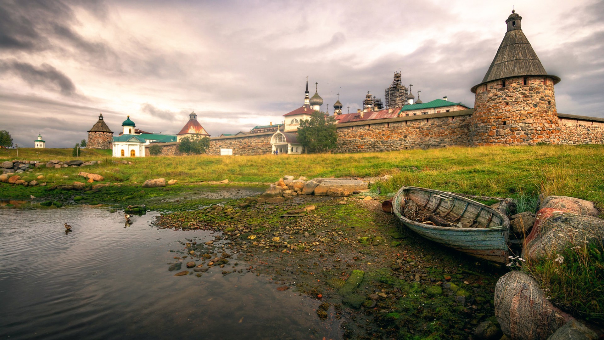 architecture, Landscape, Castle, Nature, Clouds, Russia, Boat, Lake, Stones, Tower, Church, Cross, Grass, Trees Wallpaper