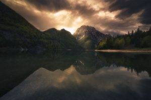 nature, Photography, Landscape, Lake, Reflection, Mountains, Sunset, Clouds, Sunlight, Trees, Calm waters, Italy