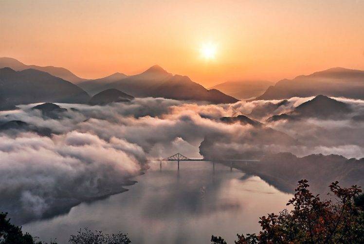 photography, Nature, Landscape, Lake, Morning, Mist, Mountains, Bridge, Sunlight, Calm waters, South Korea HD Wallpaper Desktop Background