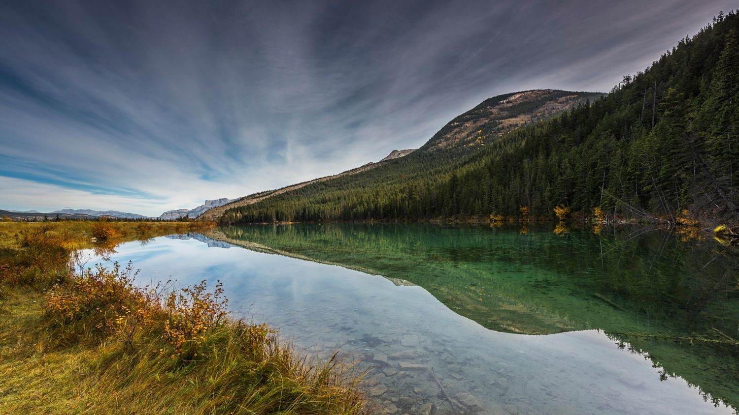 nature, Photography, Landscape, Lake, Calm waters, Reflection, Mountains, Forest, Fall, Dry grass, Alberta, Canada Wallpaper