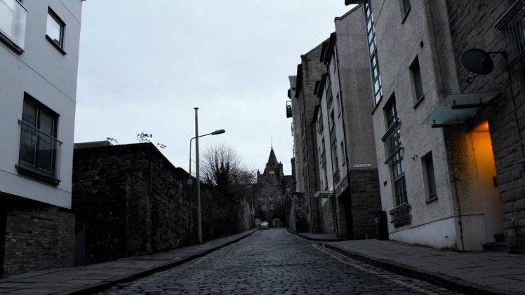 Edinburgh, Alleyway, Light bulb, Clouds, Overcast, Scotland, Trash HD Wallpaper Desktop Background