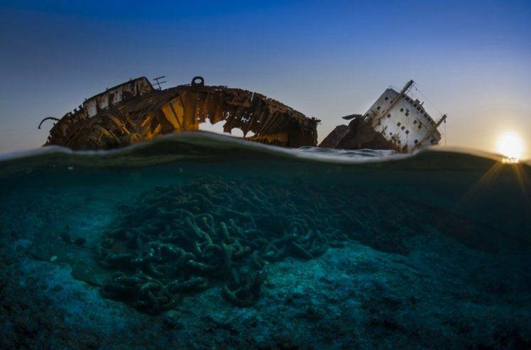 Csaba Tökölyi, Nature, Water, Sea, Underwater, Shipwreck, Chains, Rust, Sun rays, Waves HD Wallpaper Desktop Background
