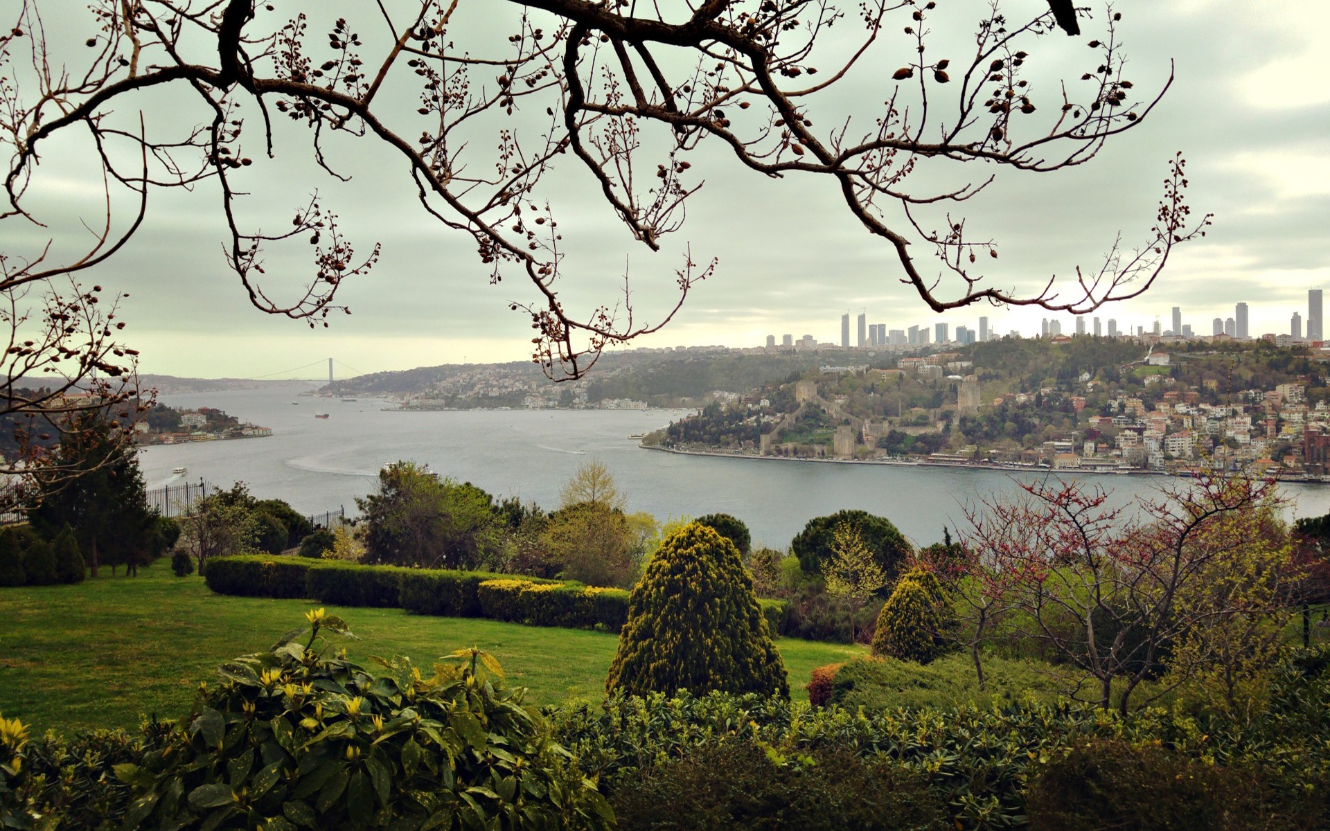 Istanbul, Garden Wallpaper