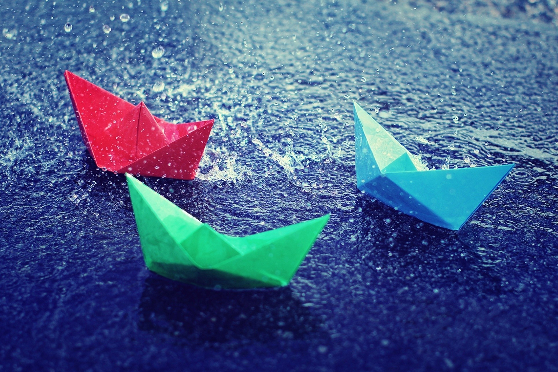 paper boats, Water, Water drops, Splashes, Puddle Wallpaper