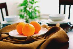 orange (fruit), Plates, Table