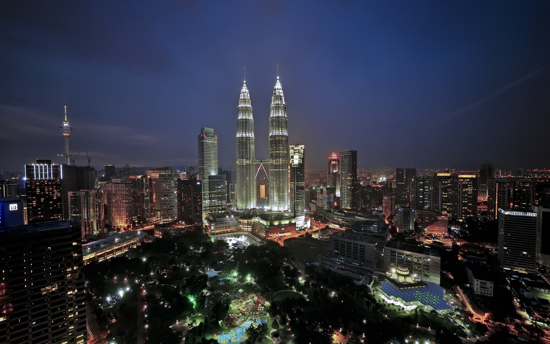 cityscape, Building, Lights, Kuala Lumpur, Malaysia, Petronas Towers Wallpaper