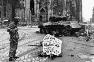 World War II, Cologne Cathedral, Pzkpfw V Panther