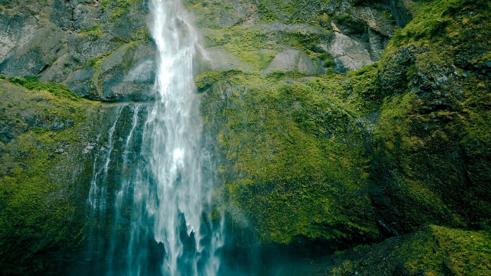 waterfall Wallpaper