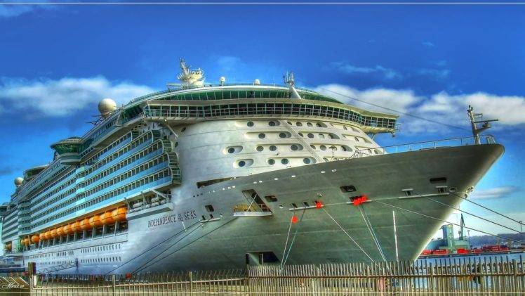 cruise ship HD Wallpaper Desktop Background