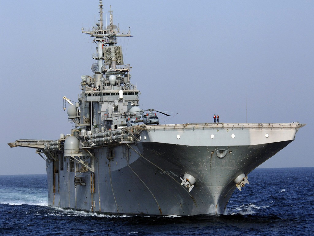 uss boxer Wallpaper