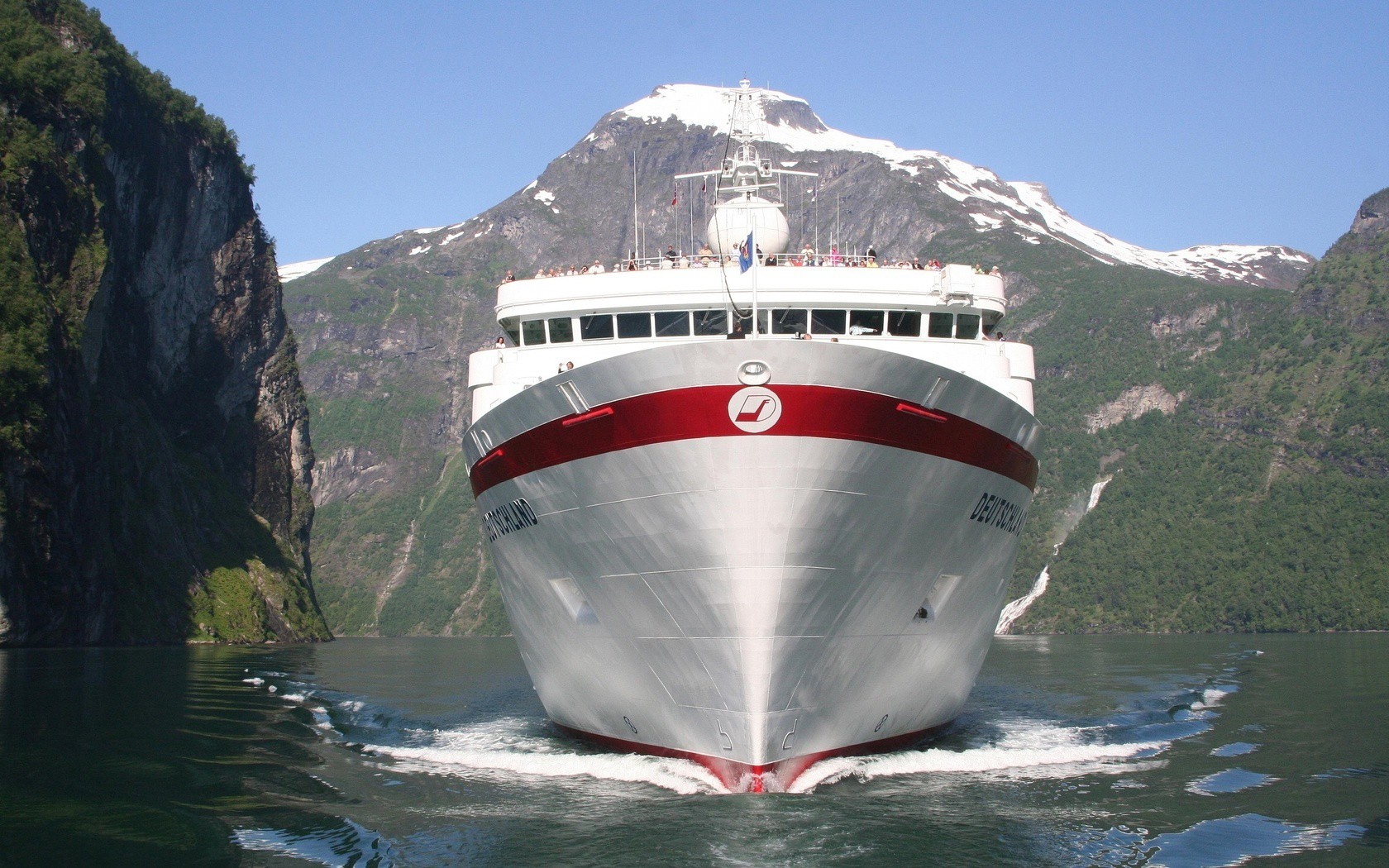 cruise ship, Ship, Mountain Wallpaper