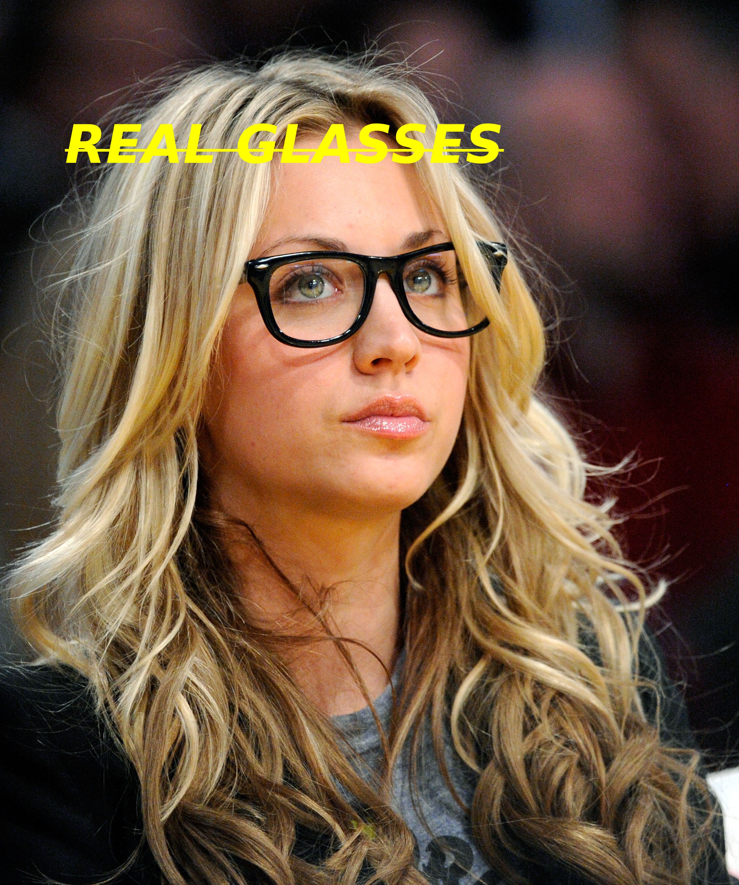 Kaley Cuoco, Women with glasses Wallpaper