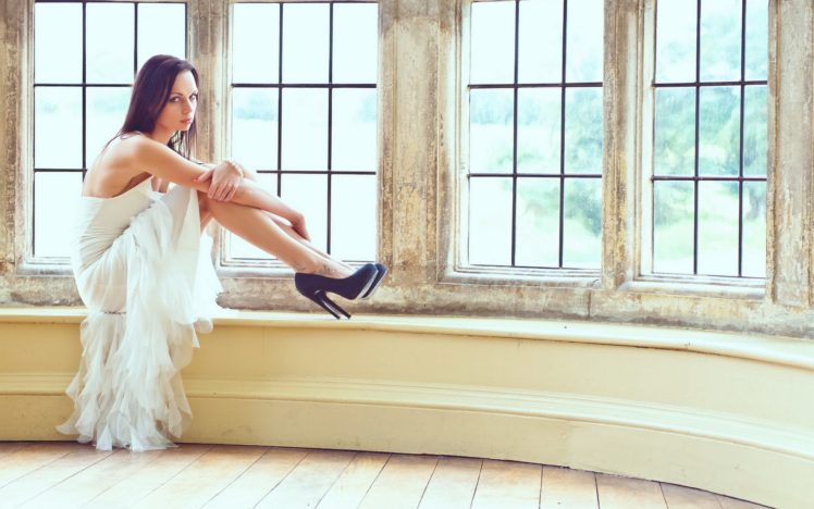white dress, High heels, Brunette, Women HD Wallpaper Desktop Background